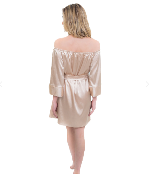 The Hair & Makeup Robe™ - LéLauriér